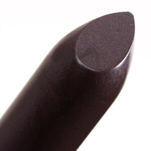 MAC Cosmetics Matte Lipstick in Gwendolyn - BNIB & Discontinued